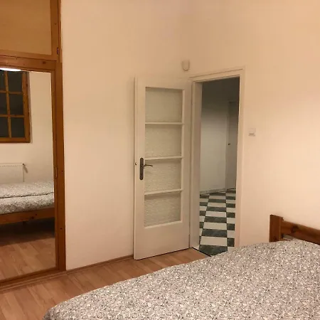 Ferienhaus Zrinyi Miklos Utca 7 Nyaralo